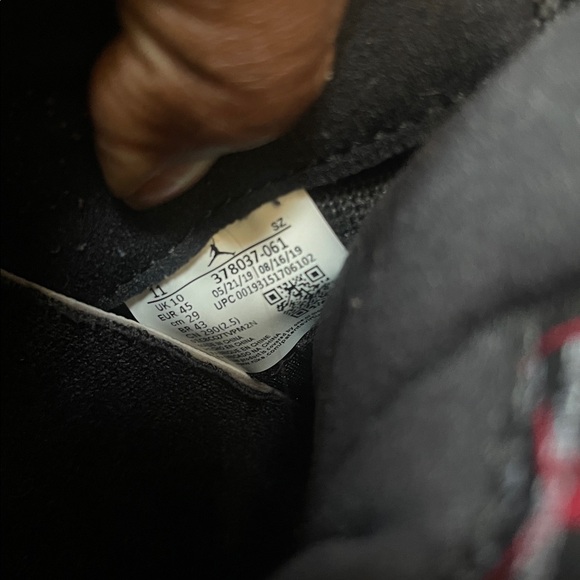 Men’s Nike Bred 11s - Picture 5 of 5